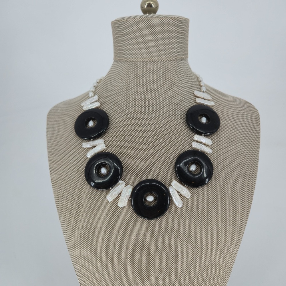 Black Onyx Disc Freshwater Pearl Necklace Adjustable Silver Tone‎ 20 Inch White